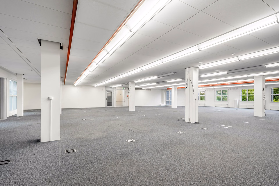 PLAZA | Gewerbefläche mit Potenzial - 350 m² für Ihr Business, Lerzenstrasse, 8953 Dietikon, Zurich, CH