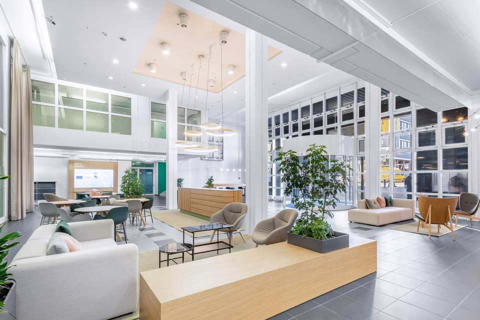 Fitted office space 355–1,500 m², flexibly divisible, Lerzenstrasse, 8953 Dietikon, Zurich, CH