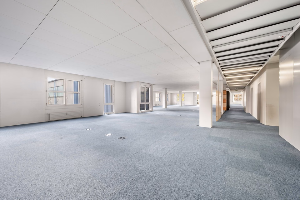 Fitted office space 355–1,500 m², flexibly divisible, Lerzenstrasse, 8953 Dietikon, Zurich, CH